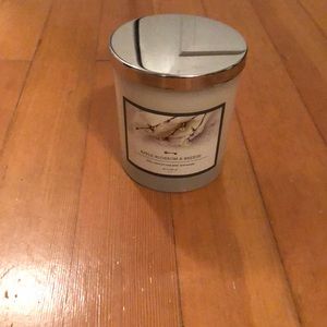 Apple blossom and breeze candle